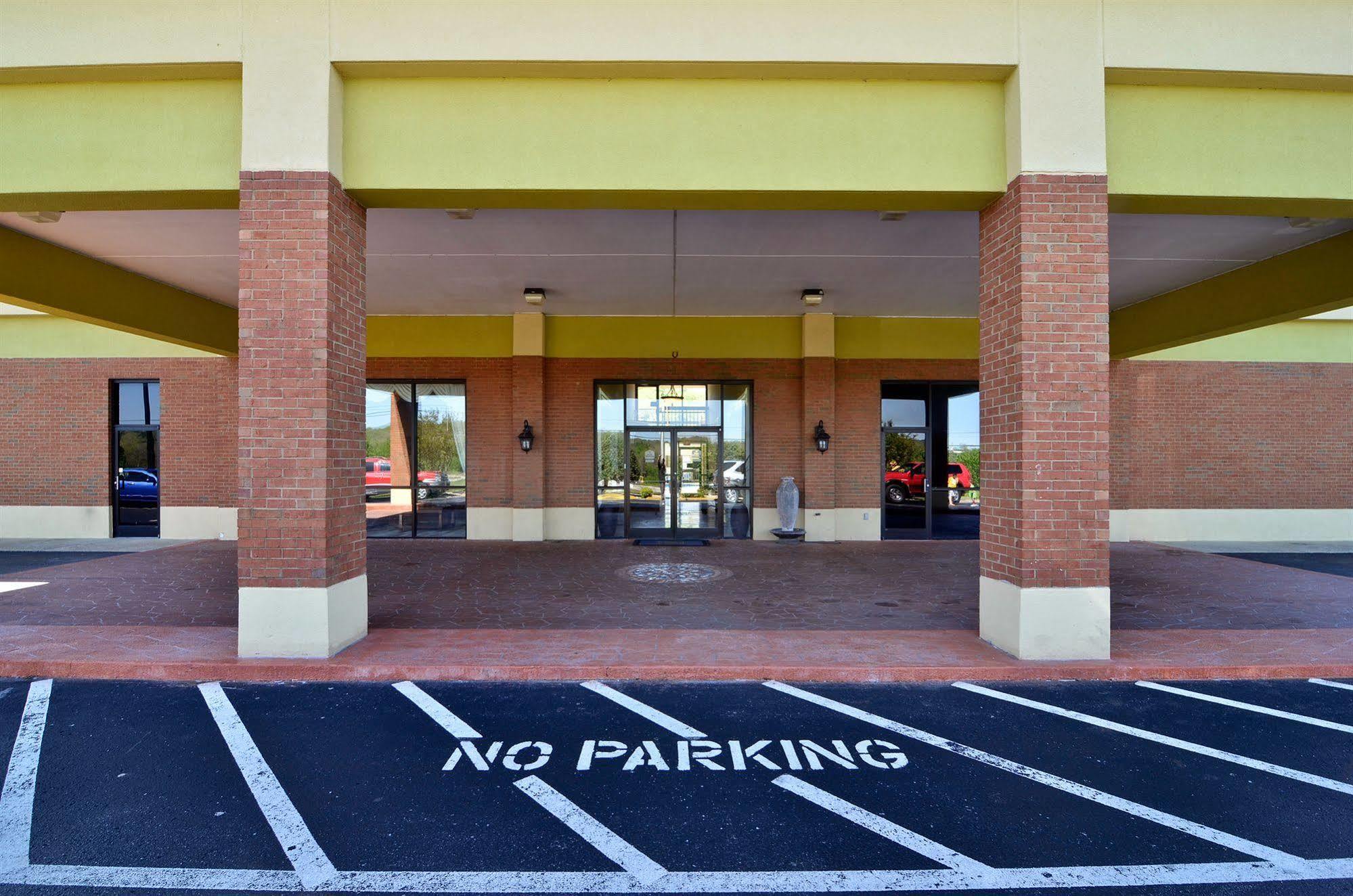 Best Western - Fayetteville Esterno foto